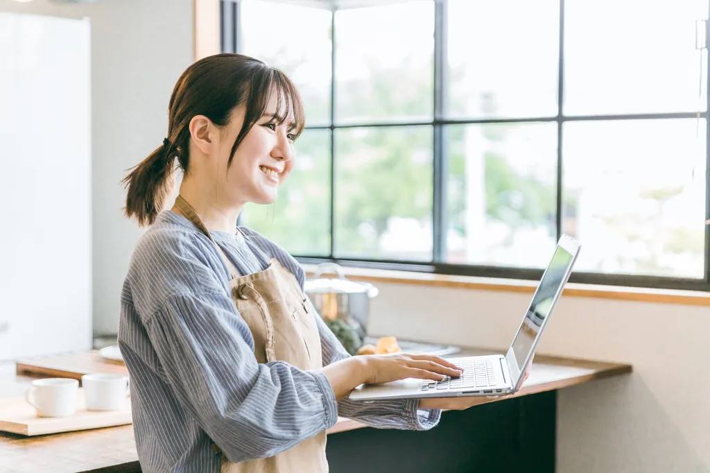 実店舗とホームページの関係イメージ